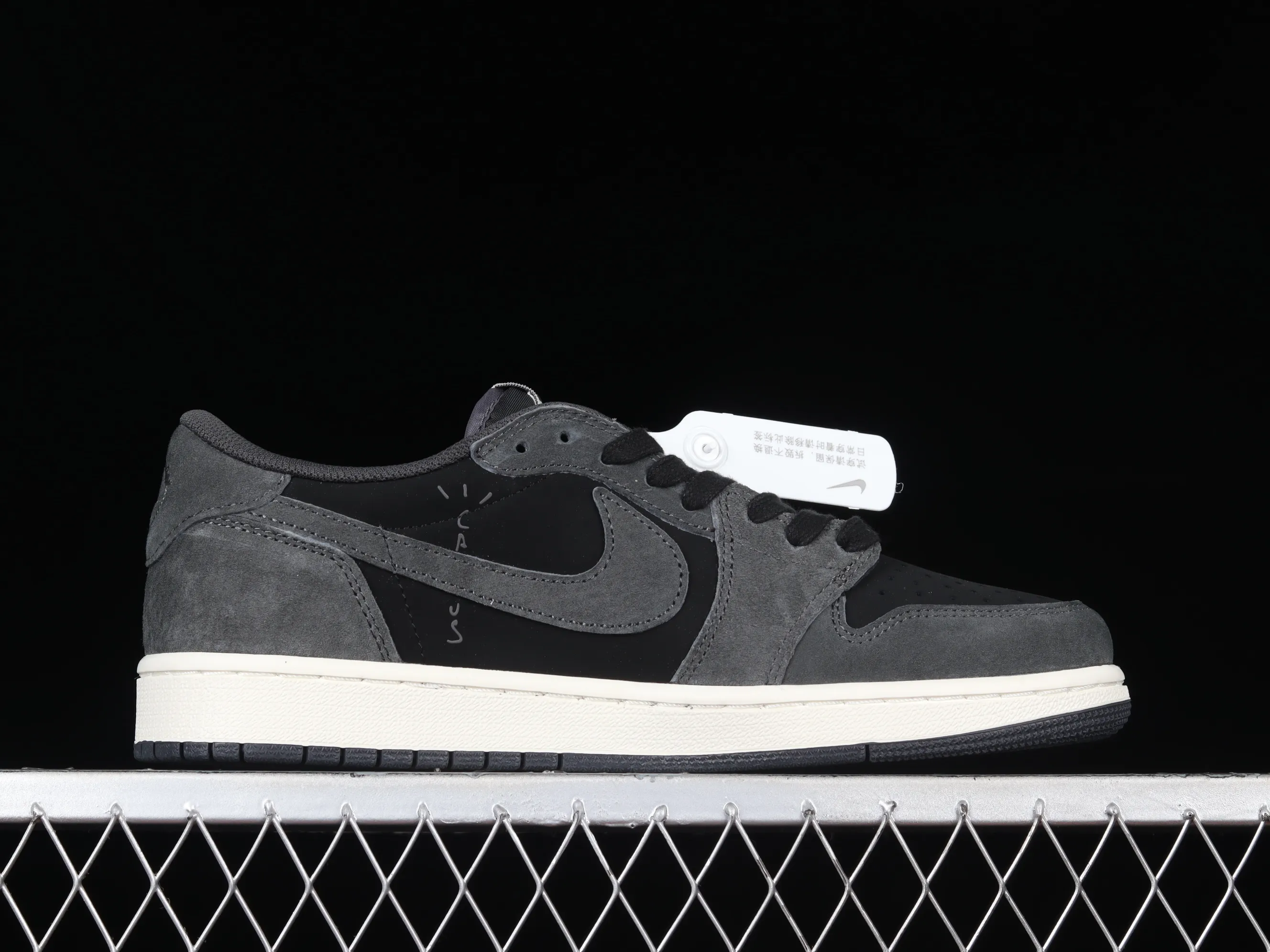 All Categories Air Jordan Jordan Series Basketball Shoes Air Jordan 1 Low Travis Scott x Air Jordan 1 Low "Black Phantom" AJ1 Joe 1 Overhook Black Phantom DM7866-001